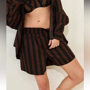 NWT Aerie Good Day Short